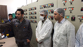 بازدید پتروشیمی امیر کبیر از کارخانه گروه صنایع غذایی فارسی